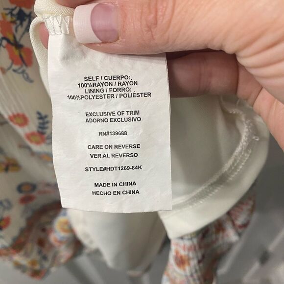 Hint of Mint Off-shoulder Tunic Top Floral Mixed Print Medium - Picture 8 of 9